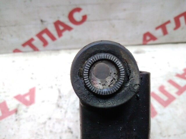 Рычаг TOYOTA Caldina 