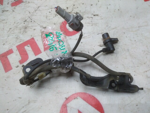 Датчик ABS TOYOTA Camry 