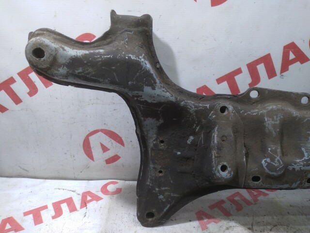 Балка поперечная TOYOTA Carina 