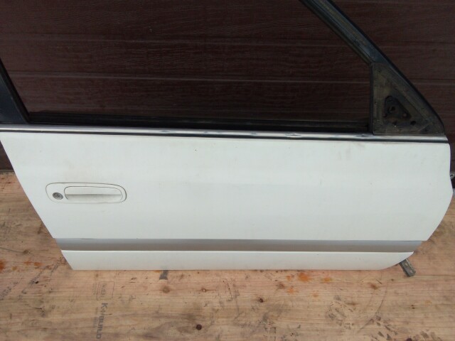 Дверь TOYOTA Corona Premio 