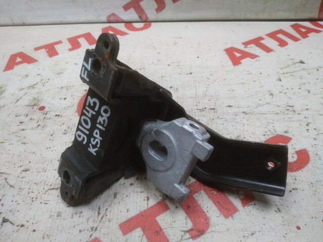 Подушка ДВС TOYOTA Vitz 1KR-FE