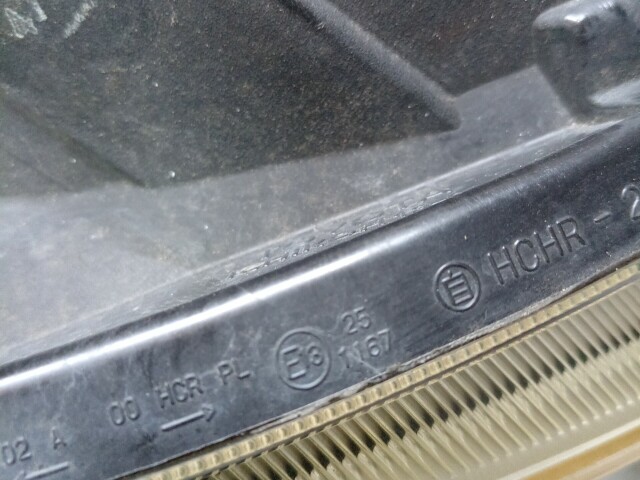 Фара TOYOTA Corolla Runx 