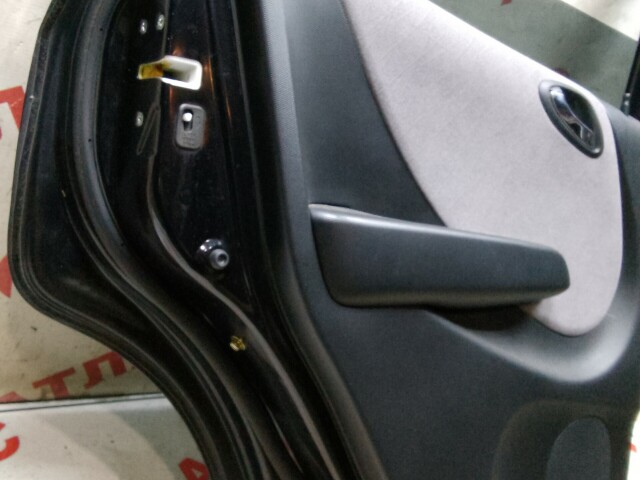 Дверь HONDA Fit 