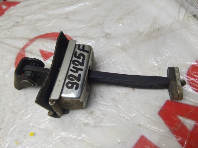 Ограничитель двери FORD Focus II 