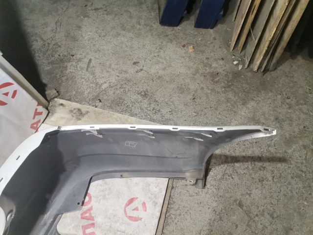 Бампер задний TOYOTA Avensis 