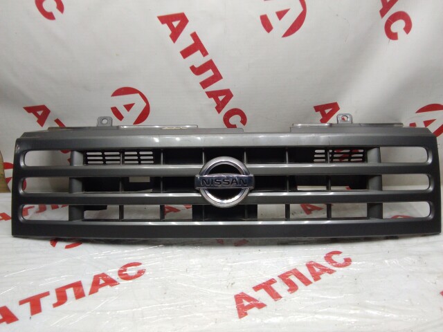 Решетка радиатора NISSAN Cube 