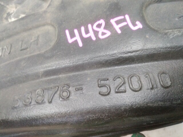 Подкрылок TOYOTA Vitz 