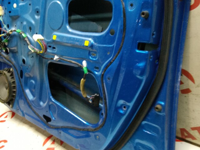 Дверь TOYOTA Corolla Runx 