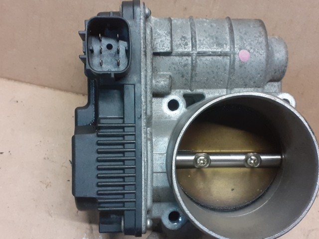 Дроссельная заслонка NISSAN Serena QR20-DE