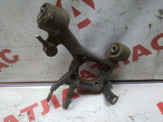 Кулак поворотный TOYOTA Corolla 