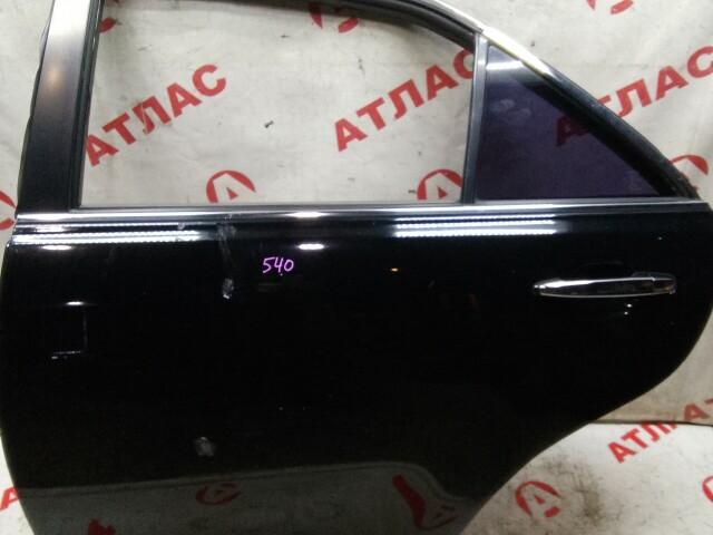Дверь TOYOTA Camry 