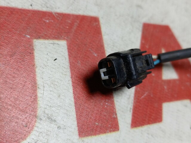 Датчик ABS TOYOTA Vitz 