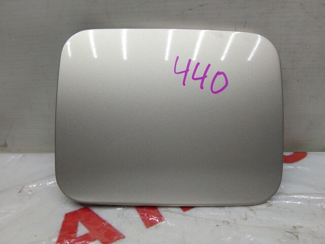 Лючок бензобака TOYOTA Platz 