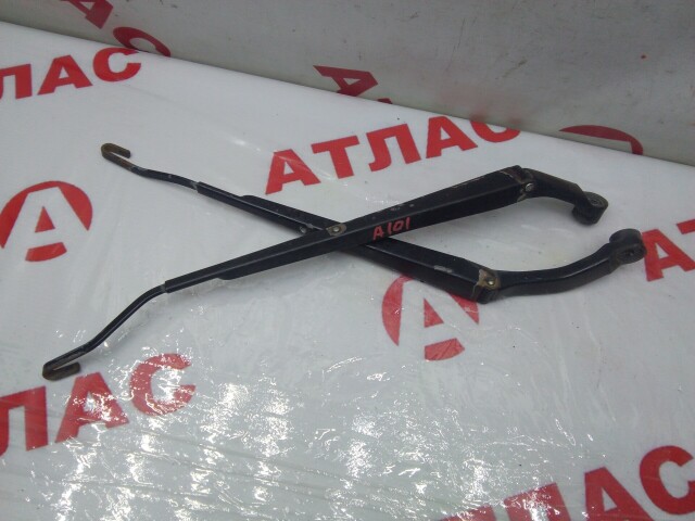 Щеткодержатель TOYOTA Sprinter 