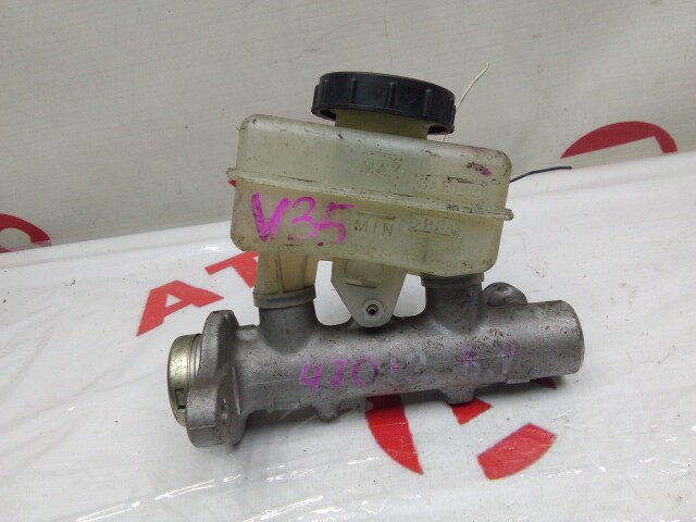 Главный тормозной цилиндр NISSAN Skyline 