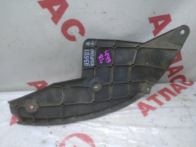 Подкрылок TOYOTA Vitz 