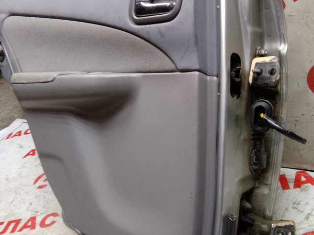 Дверь NISSAN Sunny 