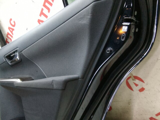 Дверь TOYOTA Camry 