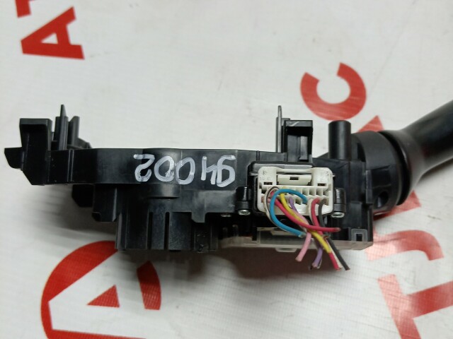 Гитара руля TOYOTA Ractis 