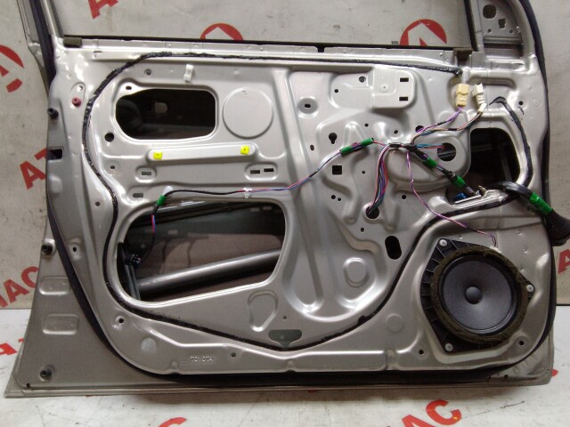 Дверь TOYOTA Corolla 