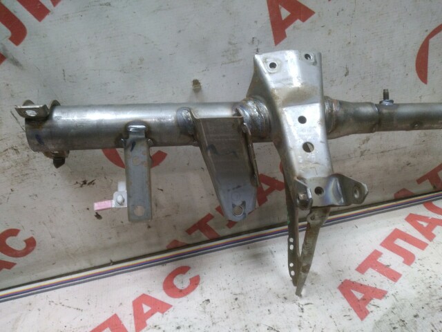 Усилитель панели (торпедо) TOYOTA Corolla 