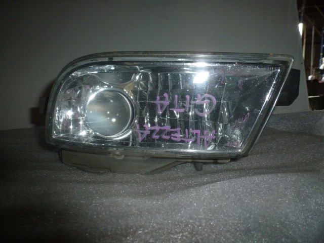 Туманка TOYOTA Altezza 
