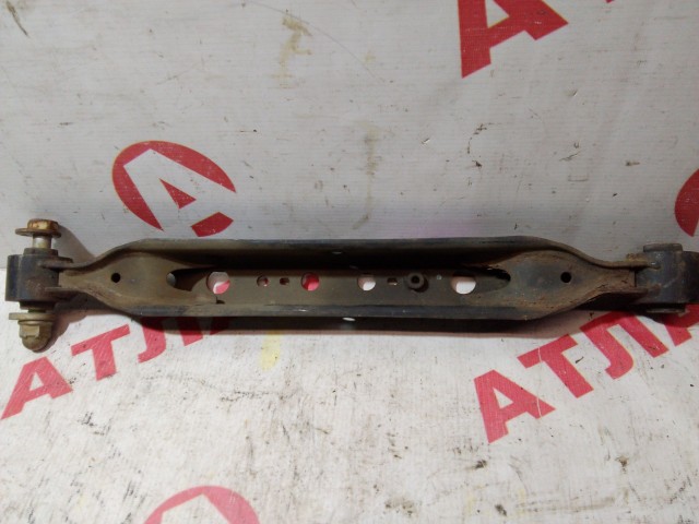 Рычаг NISSAN Qashqai 