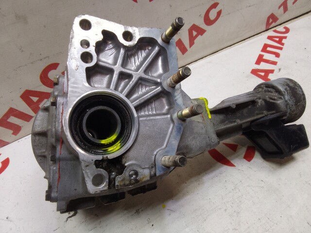 Раздатка TOYOTA Avensis 