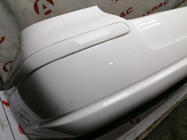 Бампер задний TOYOTA Avensis 