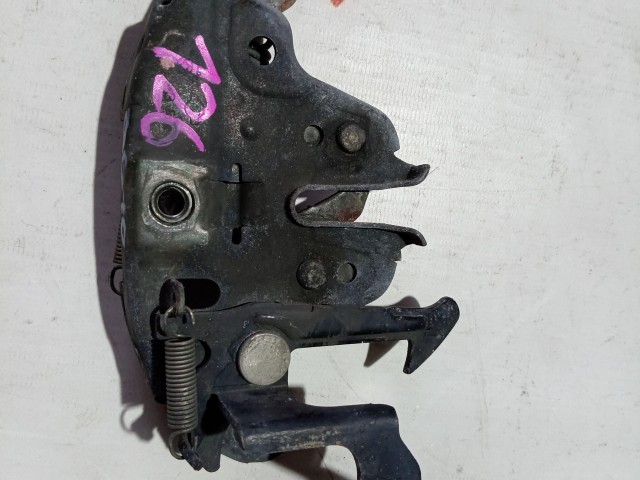 Замок капота NISSAN Bluebird Sylphy 