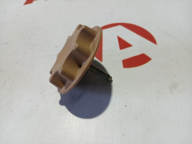 Крепление запасного колеса TOYOTA Avensis 