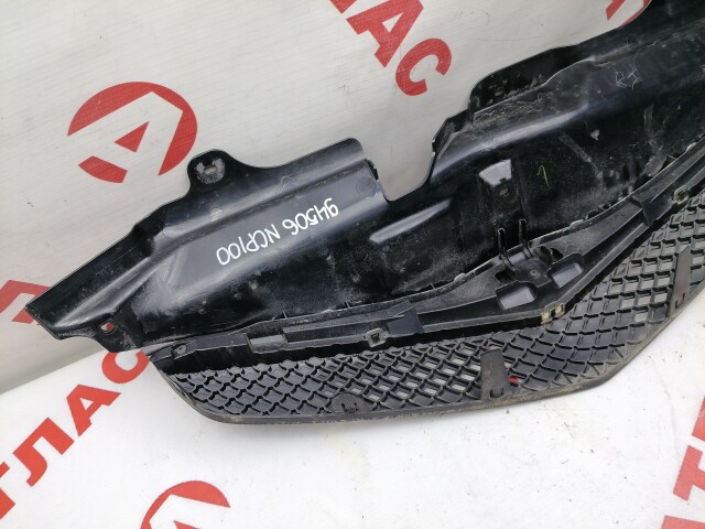 Решетка радиатора TOYOTA Ractis 