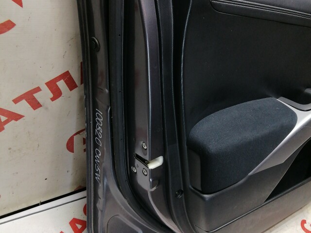 Дверь MITSUBISHI Outlander 
