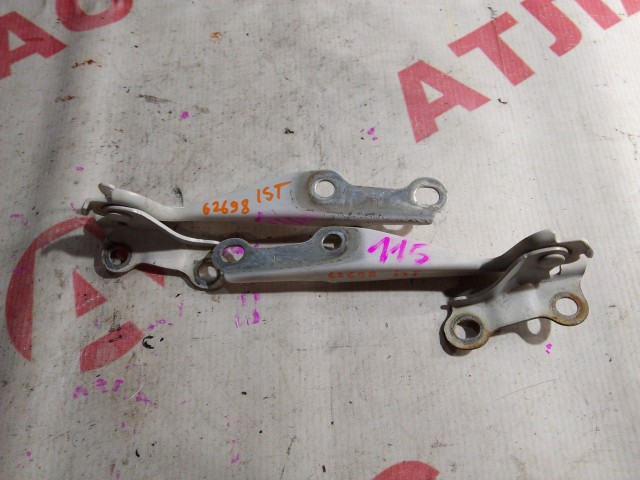 Кронштейны капота TOYOTA Ist 