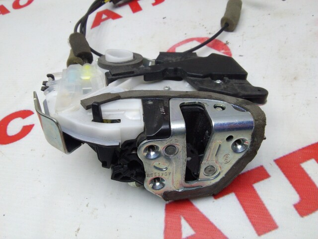 Замок двери  LEXUS 