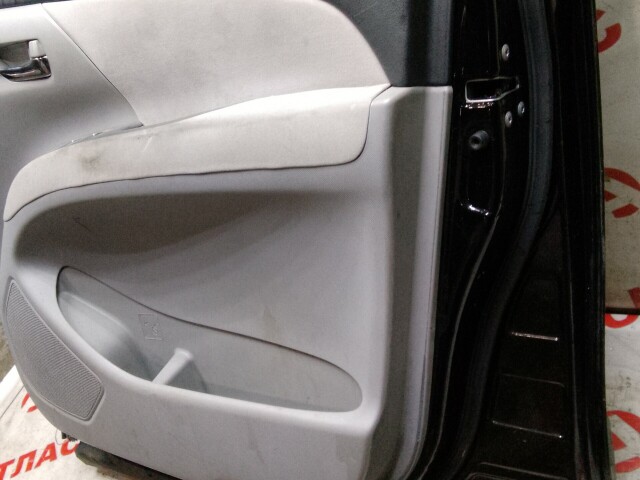 Дверь TOYOTA Estima 