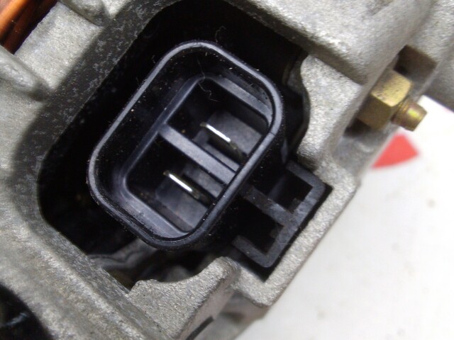 Генератор NISSAN Primera QR20-DE