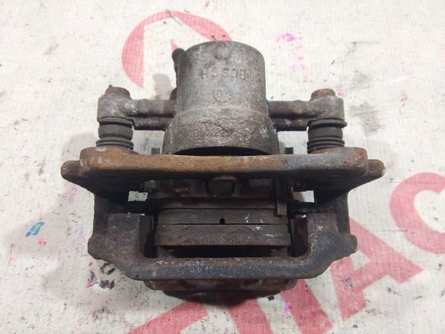 Суппорт TOYOTA Avensis 