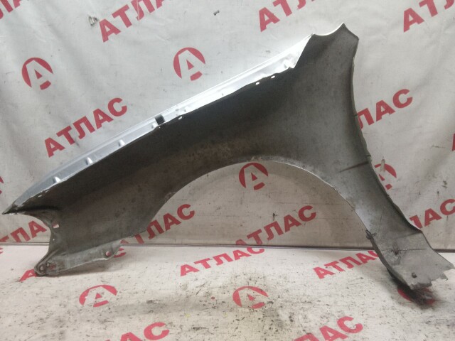 Крыло TOYOTA Sprinter 