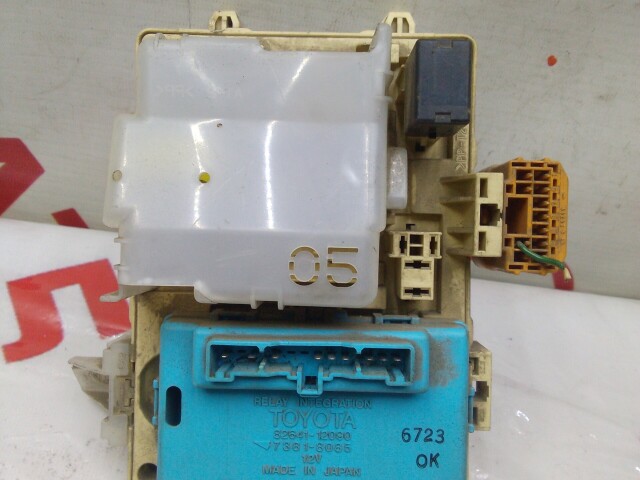 Блок предохранителей TOYOTA Sprinter 5A-FE