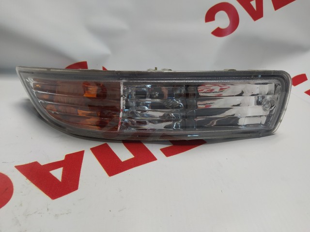 Повторитель в бампер TOYOTA Corona 