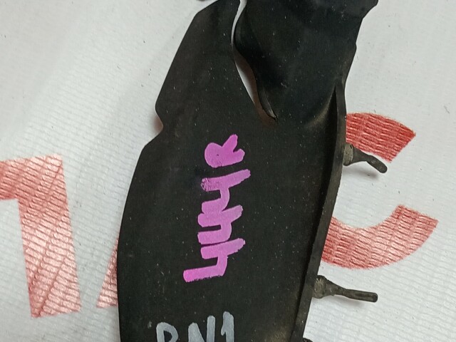 Уголок жабо HONDA Stream 