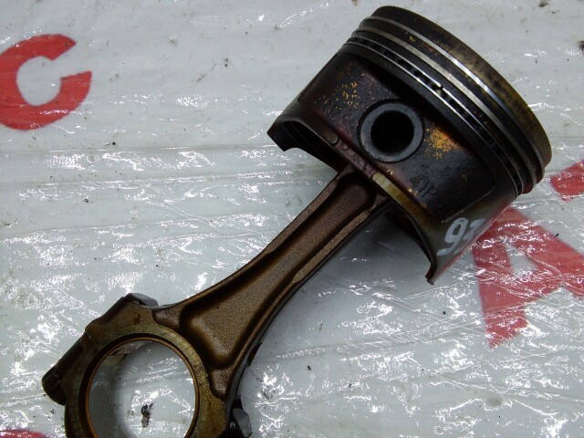 Поршень TOYOTA Sprinter 5A-FE