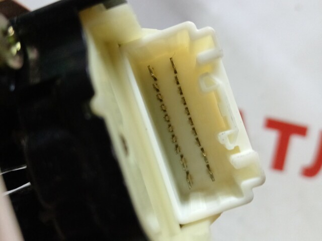 Блок управления стеклоподъемниками TOYOTA Corolla Runx 