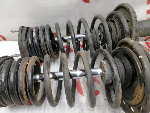 Стойка TOYOTA Camry 