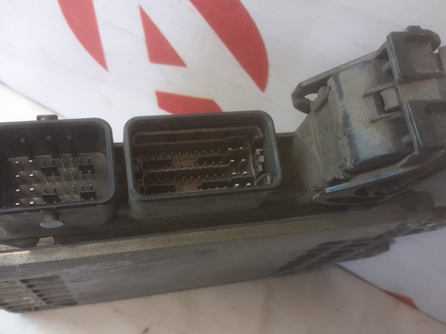 Компьютер NISSAN Serena MR20-DE