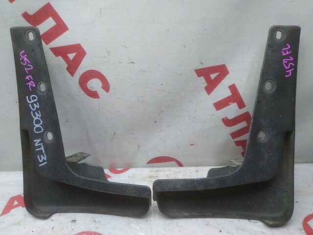 Брызговик NISSAN X-Trail 