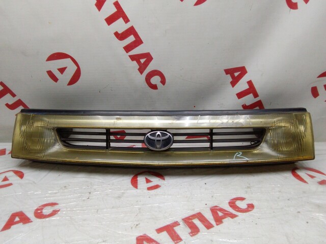 Решетка радиатора TOYOTA Estima Lucida 