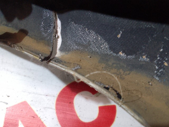 Бампер передний TOYOTA Corolla Fielder 