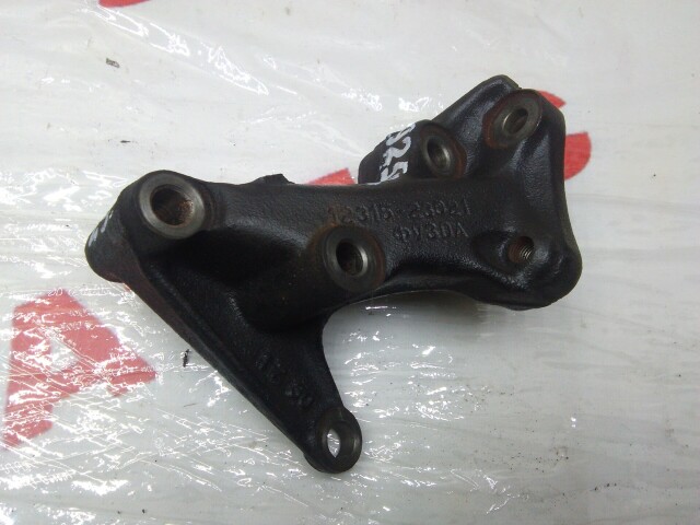 Кронштейн подушки ДВС TOYOTA Vitz 1SZ-FE